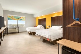 Tru by Hilton Cheyenne
