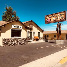A Western Rose Motel