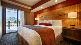 Best Western Premier Ivy Inn & Suites