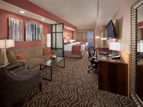 Best Western Premier Ivy Inn & Suites