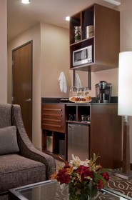 Best Western Premier Ivy Inn & Suites