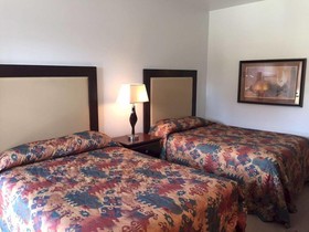 Cody Holiday Lodge