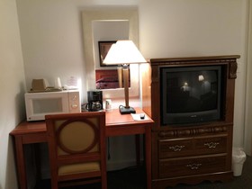 Cody Holiday Lodge