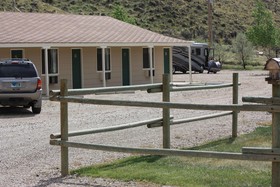 Green Creek Inn and RV Park
