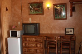 Green Creek Inn and RV Park