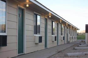 Green Creek Inn and RV Park
