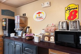 Super 8 by Wyndham Cody