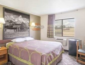 Super 8 by Wyndham Dubois