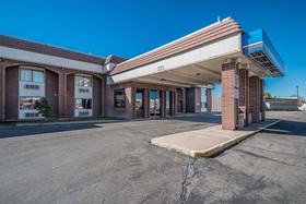 Evanston Inn Exit 6