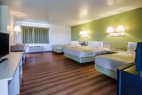 Evanston Inn Exit 6