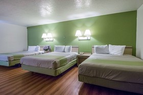 Evanston Inn Exit 6