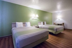 Evanston Inn Exit 6