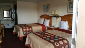 Super 8 by Wyndham Evanston