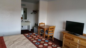 Super 8 by Wyndham Evanston