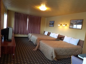 Travelodge by Wyndham Evanston
