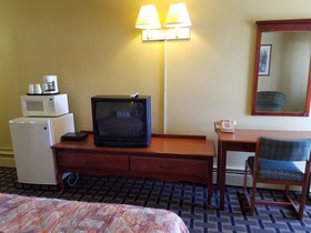 Travelodge by Wyndham Evanston