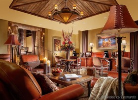 Rustic Inn Creekside Resort & Spa