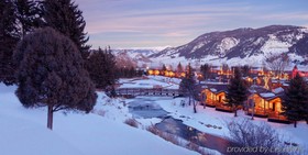 Rustic Inn Creekside Resort & Spa