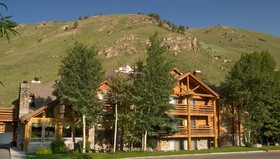 Rusty Parrot Lodge and Spa