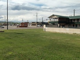 Silver Spur Motel Lander