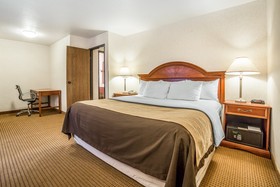 Quality Inn & Suites University
