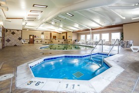 Quality Inn & Suites University