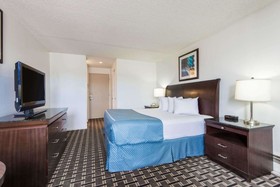 Travelodge by Wyndham Laramie