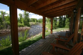 Vee Bar Guest Ranch