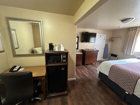 Abram Inn and Suites