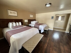 Abram Inn and Suites