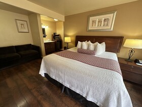 Abram Inn and Suites