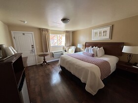 Abram Inn and Suites