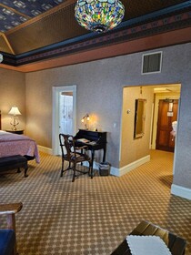 Beaumont Hotel & Spa
