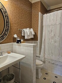 Beaumont Hotel & Spa