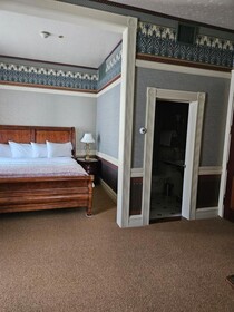 Beaumont Hotel & Spa