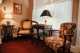 China Clipper Inn