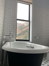 Imogene Hotel