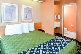 Pronghorn Inn