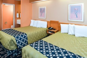 Pronghorn Inn