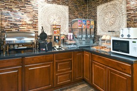 Pronghorn Inn