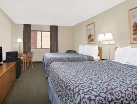 Days Inn by Wyndham Rawlins