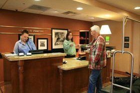 Hampton Inn & Suites Riverton