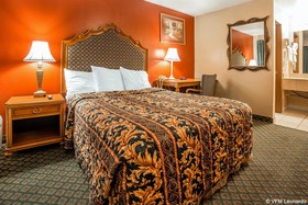 Riverton Inn & Suites