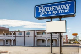 Riverton Inn & Suites