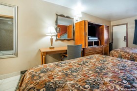 Riverton Inn & Suites