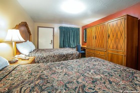 Riverton Inn & Suites