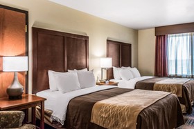 Ramada Plaza by Wyndham Sheridan Hotel & Convention Center