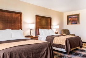 Ramada Plaza by Wyndham Sheridan Hotel & Convention Center