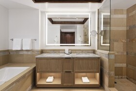Four Seasons Resort and Residences Jackson Hole