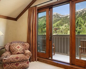 Four Seasons Resort and Residences Jackson Hole